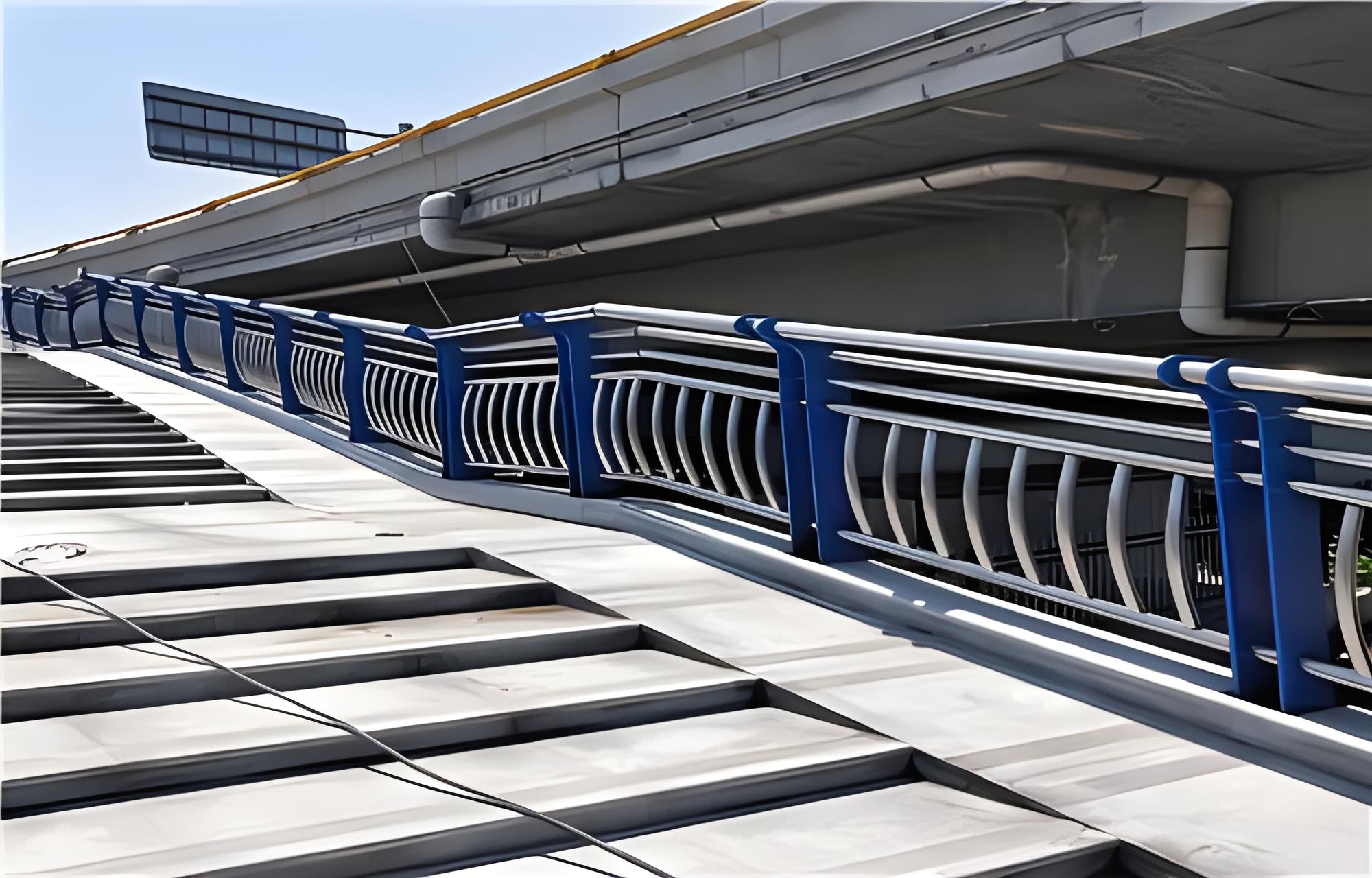 三明不锈钢桥梁护栏维护方案：确保安全，延长使用寿命